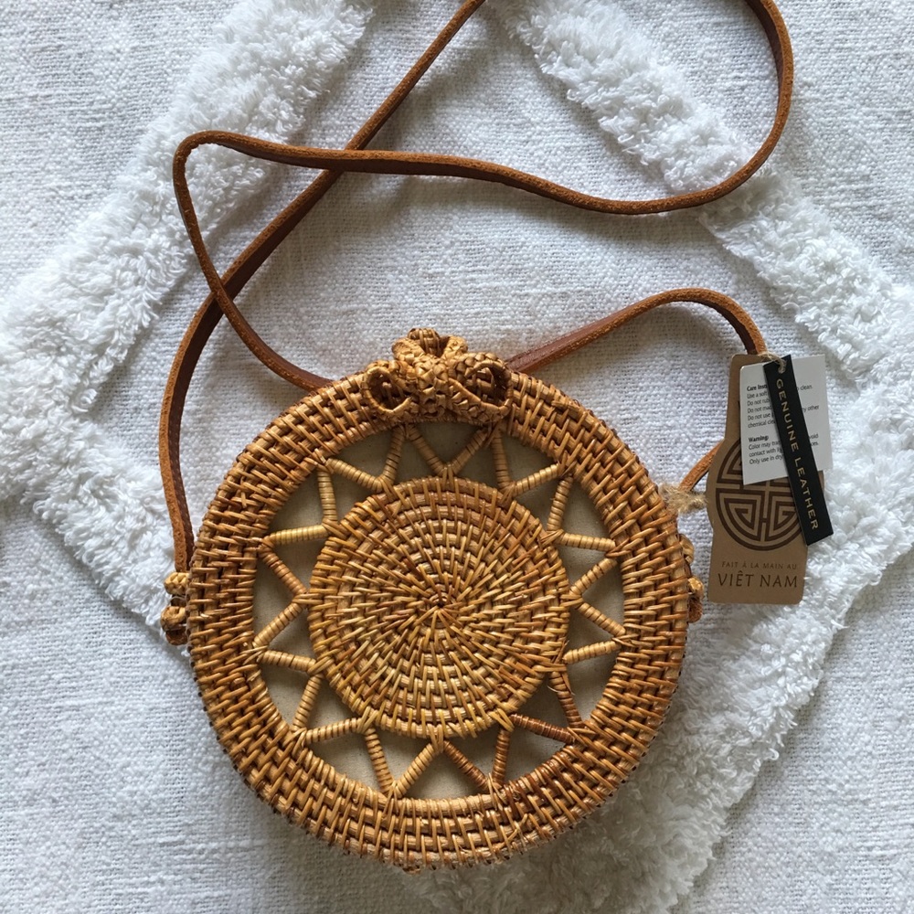 Round Woven Rattan Crossbody Purse